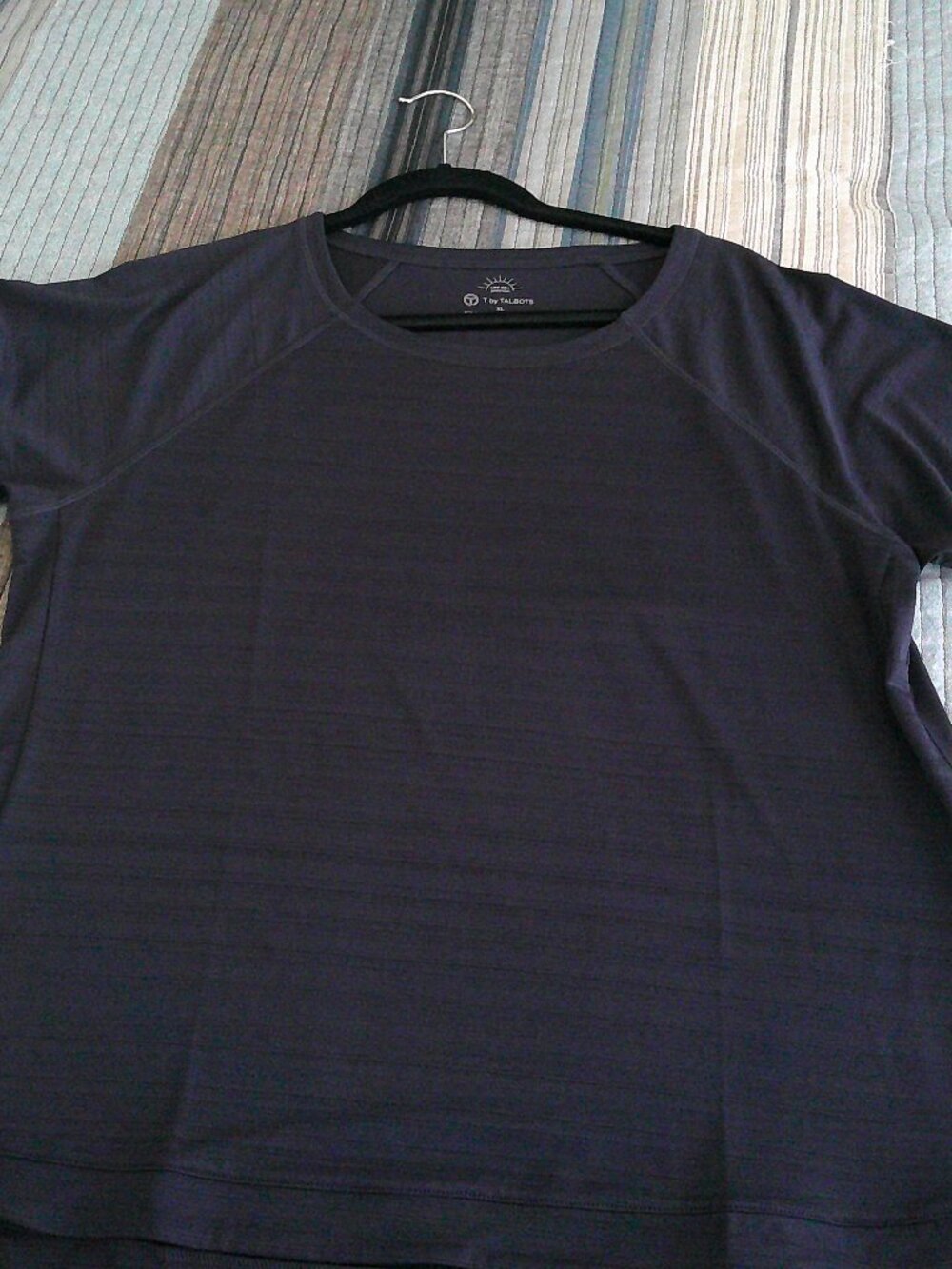 T By Talbots wicking Navy blue shirt  Size  XL  SPF 50 Protection NWT